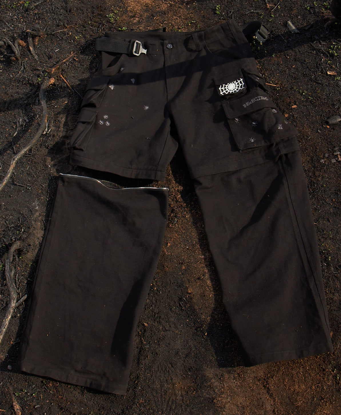 Insectisms black destroy hybrid cargos (pre-order)