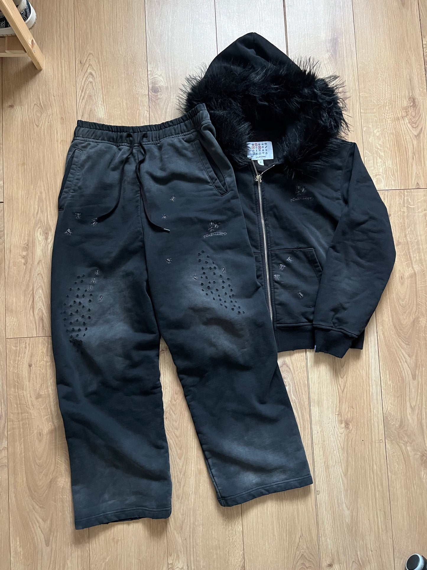 DOMESTIC BUGS FUR BLACK SET